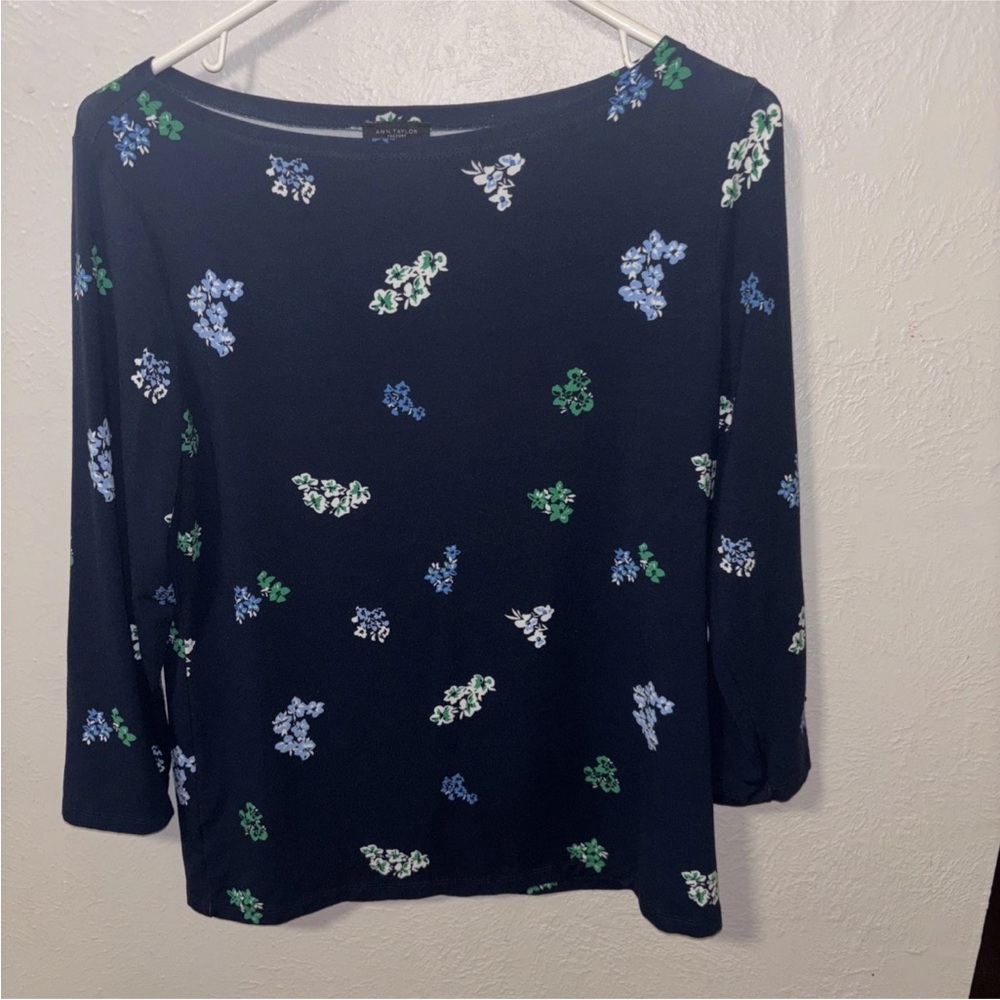 Ann Taylor Navy Floral Long Sleeve Top